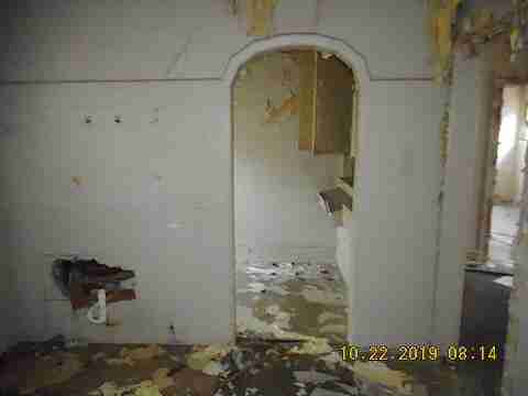 2675 Glendale (9)_m.jpg